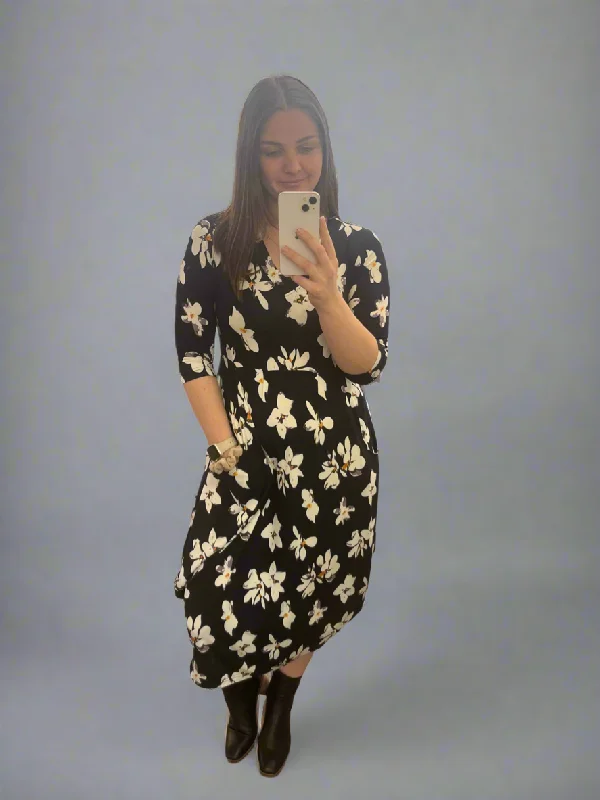 Women's floral dressesBittermoon - Carly Dress - Clematis Pattern 3/4 Sleeve - Navy Background Women's floral dresses