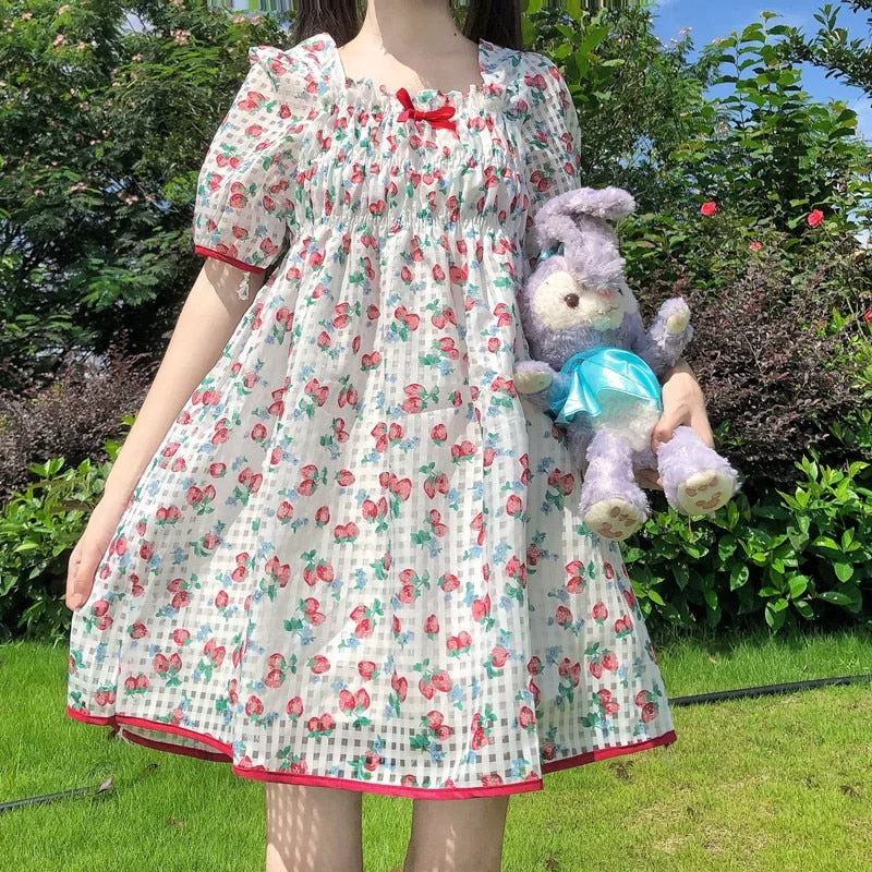 Short floral dressesJapanese Fashion Sweet Kawaii Elegant Loose Floral Printed Lady Dress Spring Square Collar Puff Sleeve A-Line Loose Dresses Short floral dresses