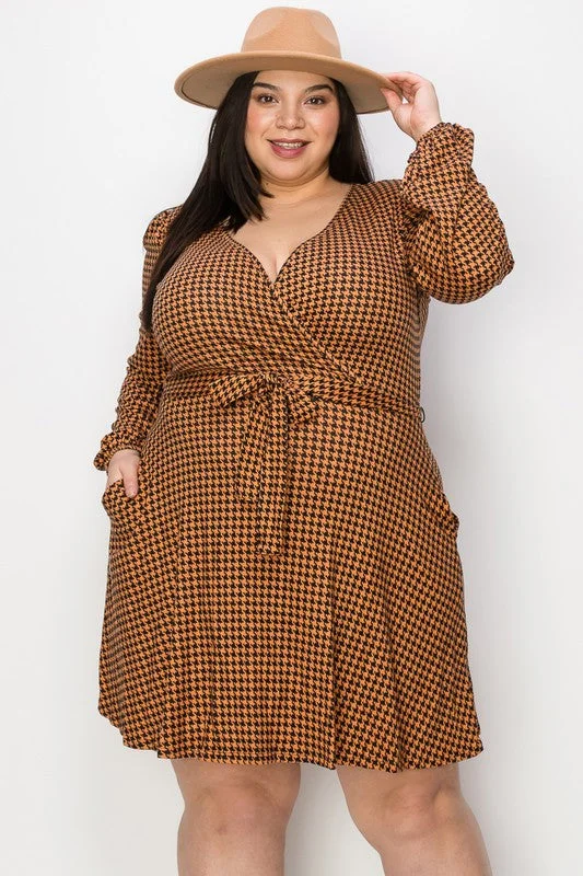 Smocked unclassified dressesButterscotch Houndstooth Dress w V Neck & Pockets Smocked unclassified dresses