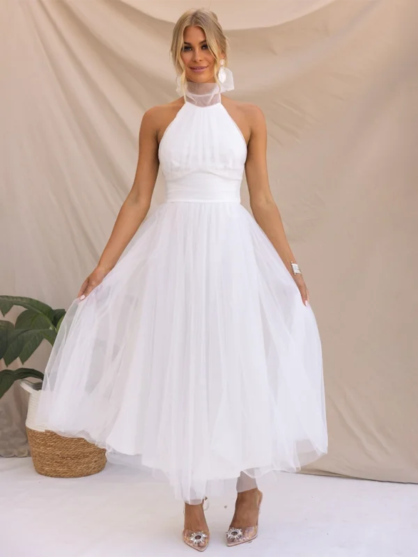 Bright color unclassified dressesWhite bridal halter neck mesh turtleneck dress Bright color unclassified dresses