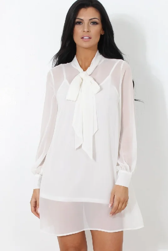 Long sleeve unclassified dressesWhite Shift Dress-Whitley Long sleeve unclassified dresses